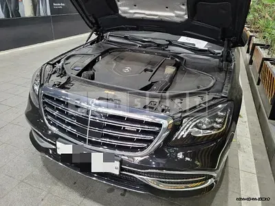 Photo 1 of 6: 2017 Mercedes-Benz Subsubbenz S560 4Matic — Korean insurance auction
