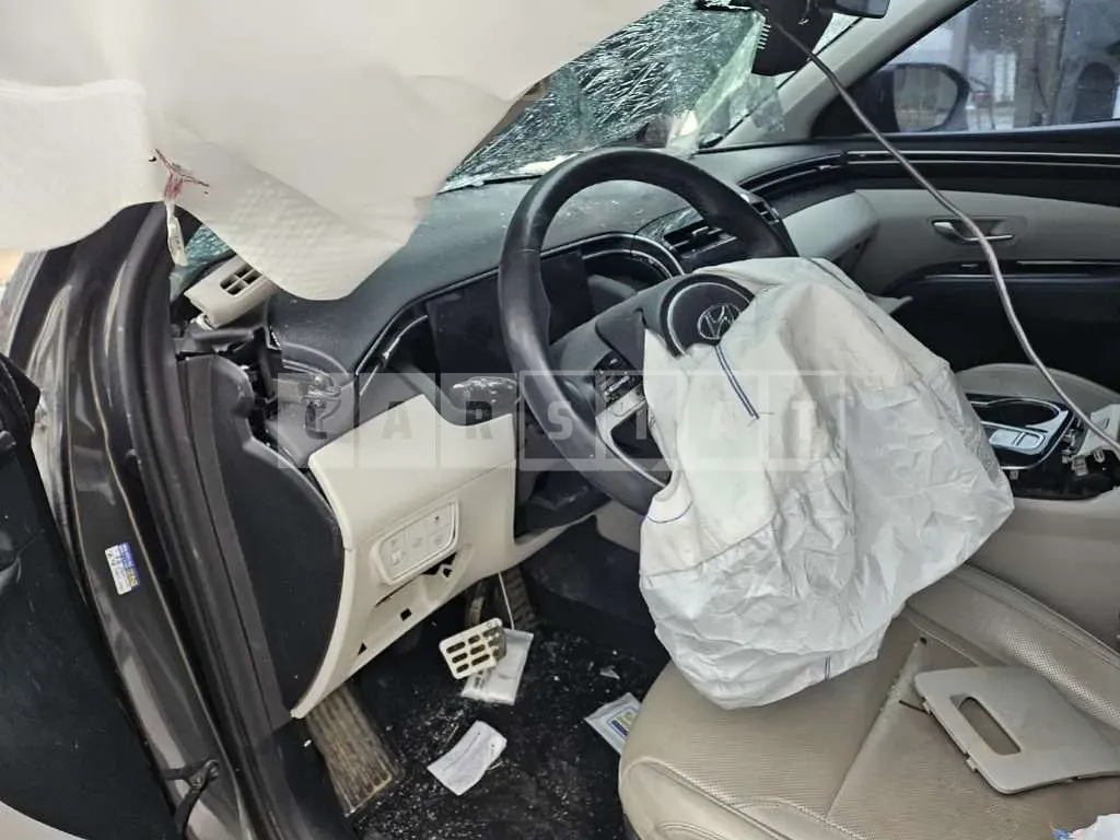 Photo 2 of 6: 2021 Hyundai Tucson, VIN KMHJE811BMU002855 — Korean insurance auction