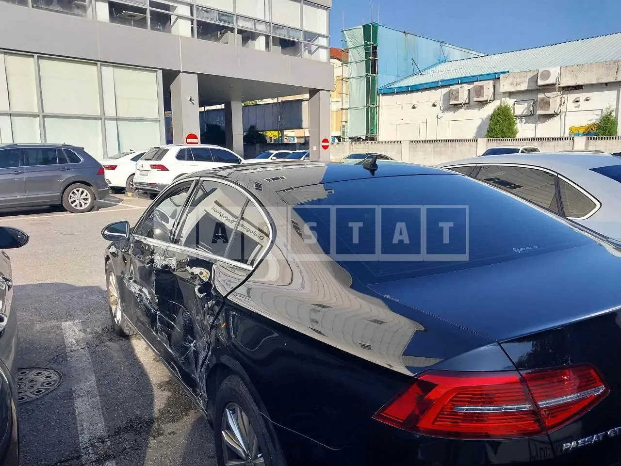 Photo 2 of 14: 2018 Volkswagen Passat GT 2.0 TDI, VIN WVWZZZ3CZJE140486 — Korean insurance auction