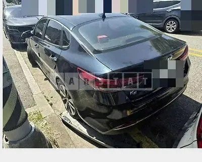 Photo 1 of 6: 2015 Kia K5 — Korean insurance auction