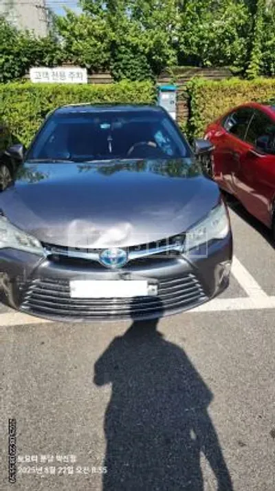 Photo 1 of 14: 2017 Toyota Camry Hybrid — Korean insurance auction