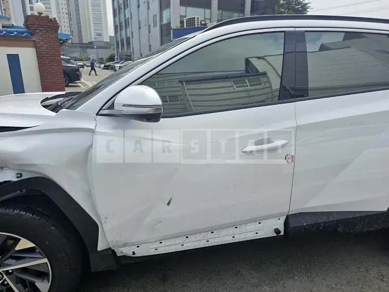 Photo 2 of 11: 2023 Hyundai Tucson Hybrid — Korean insurance auction