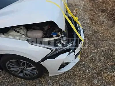 Photo 1 of 17: 2022 Kia K5 — Korean insurance auction