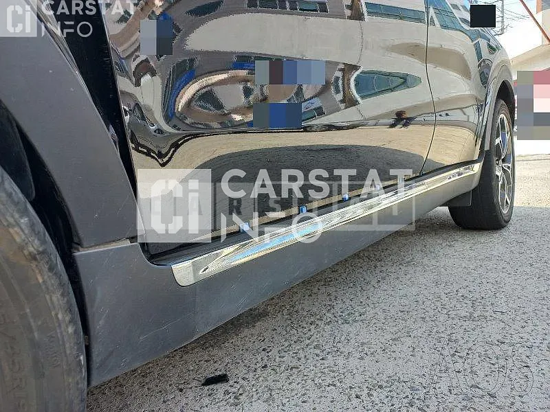 Photo 2 of 13: 2019 Kia Sportage, VIN KNAPR813BLK788184 — Korean insurance auction