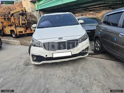 Photo 1 of 8: 2015 Kia Carnival, VIN KNAMB81ABGS104874 — Korean insurance auction