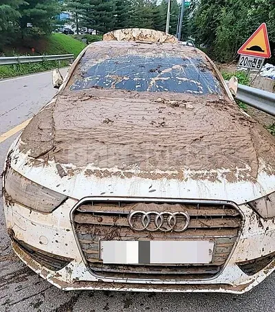 Photo 1 of 3: 2015 Audi Sum A4 30 TDI — Korean insurance auction
