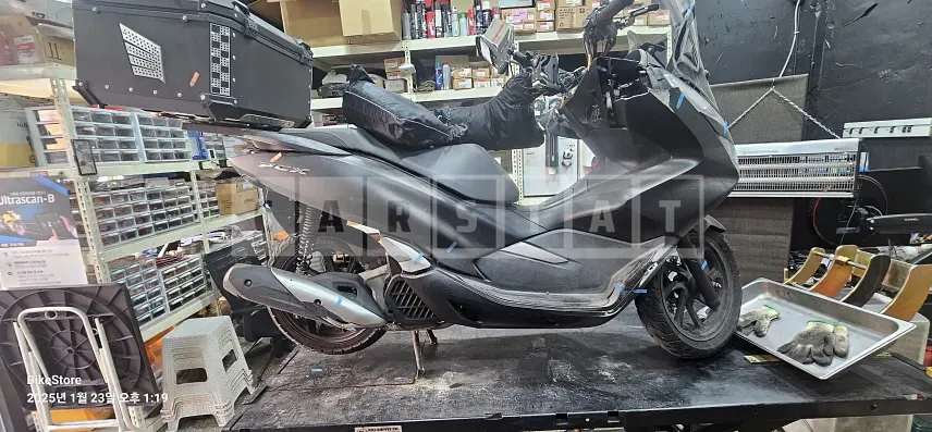 Photo 2 of 3: 2020 Honda (Two-Wheel) PCX125 — Korean insurance auction