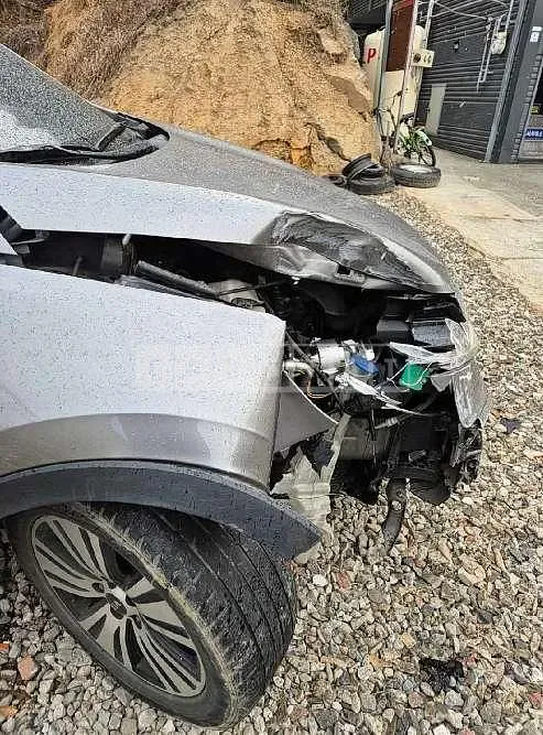 Photo 2 of 18: 2015 Kia Sportage R 4WD — Korean insurance auction