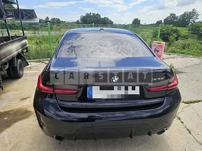 Photo 1 of 18: 2025 BMW 320i — Korean insurance auction