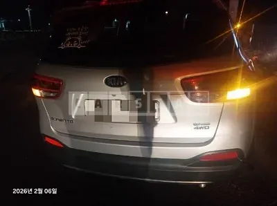 Photo 1 of 4: 2015 Kia Sorento 4WD — Korean insurance auction