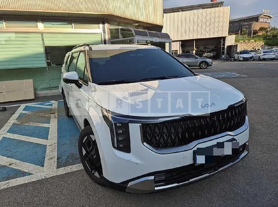 Photo 2 of 17: 2026 Kia Carnival 1.6 (Hybrid) — Korean insurance auction