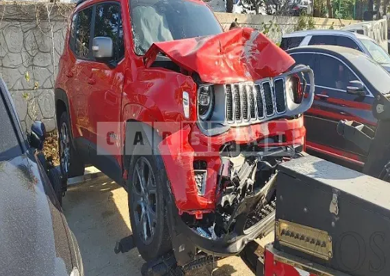 Photo 2 of 29: 2019 Jeep Zip Renegade, VIN 1C4BU0000KPK40792 — Korean insurance auction
