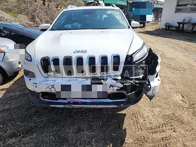 Photo 1 of 19: 2017 Jeep Zip Cherokee 2.2, VIN 1C4PJMDU0HW620159 — Korean insurance auction