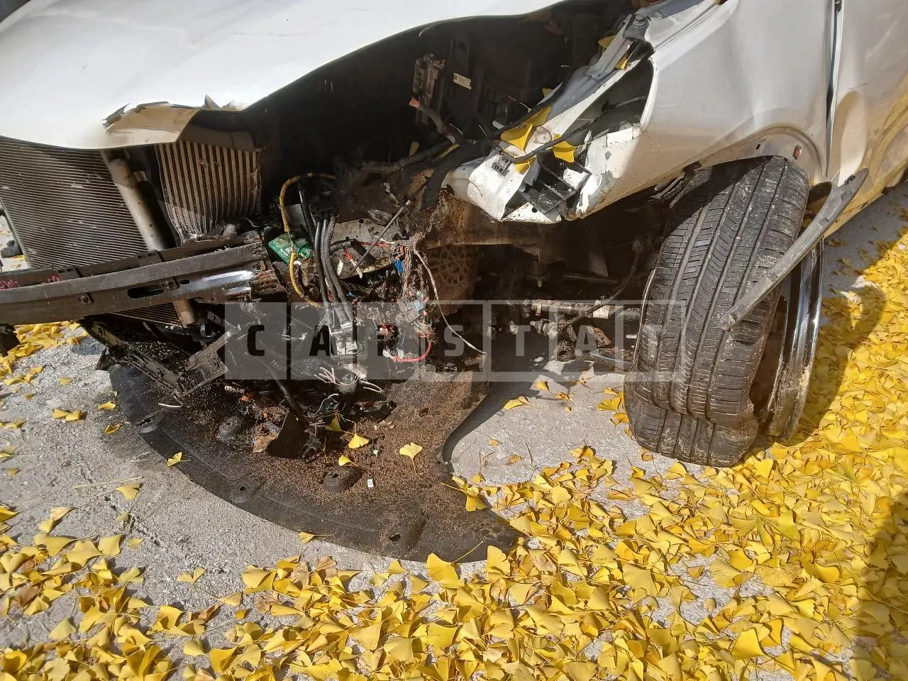 Photo 2 of 12: 2017 Kia Sorento, VIN KNAPK81ABHA367468 — Korean insurance auction
