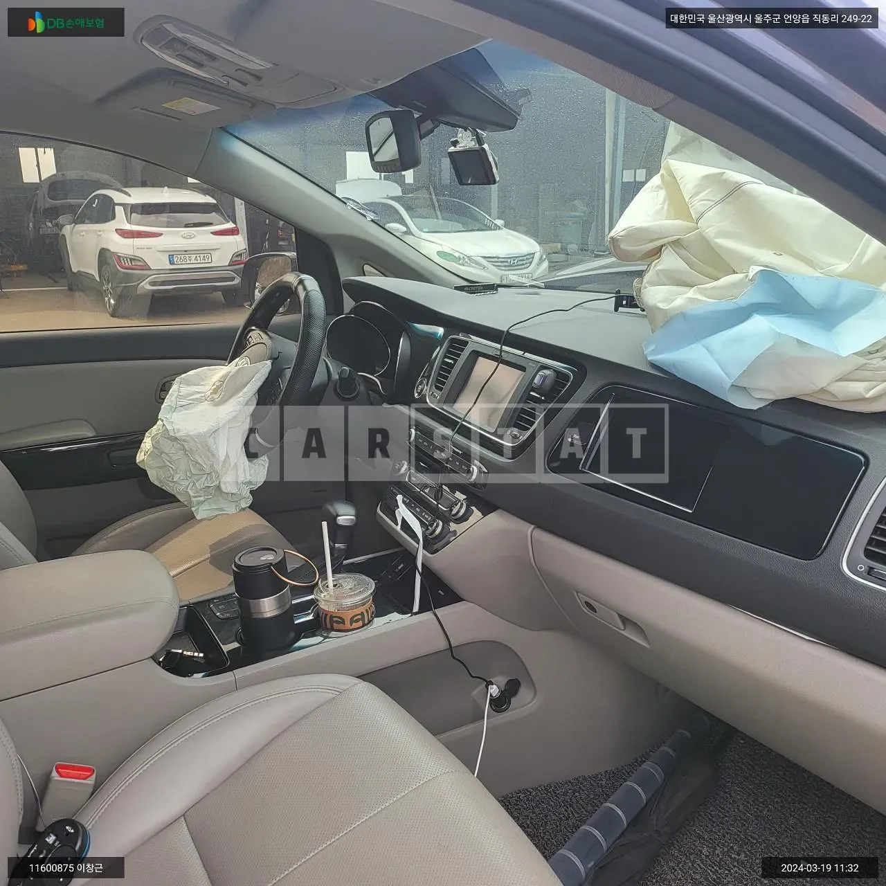 Photo 2 of 9: 2018 Kia Carnival, VIN KNAME81ABKS455526 — Korean insurance auction