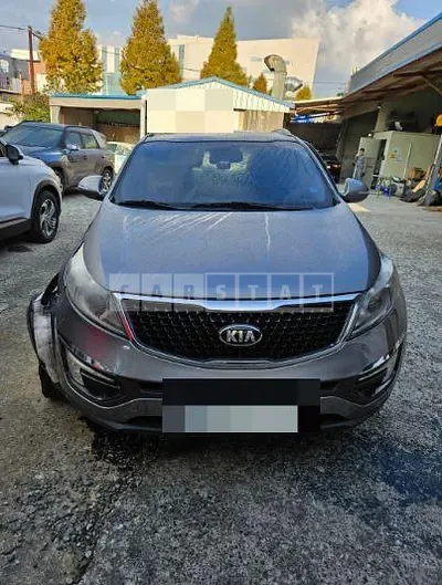 Photo 1 of 11: 2014 Kia Sportage R — Korean insurance auction