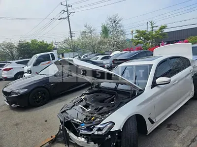 Photo 1 of 16: 2023 BMW 530i — Korean insurance auction