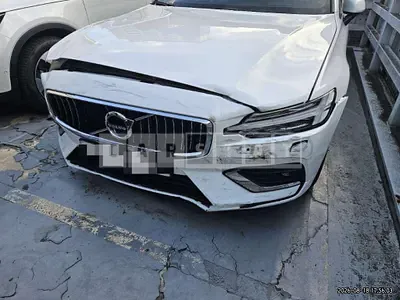 Photo 1 of 36: 2020 Volvo S60T5 — Korean insurance auction