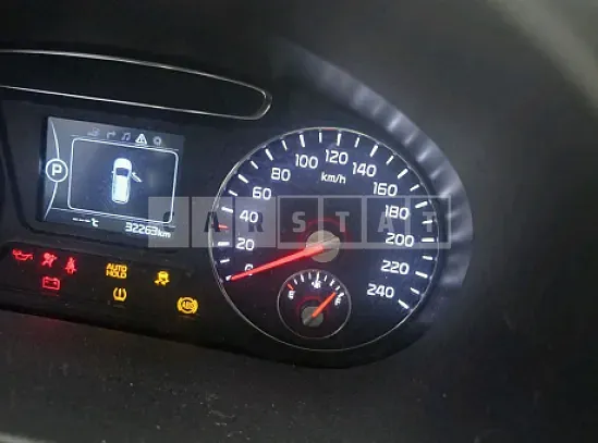 Photo 2 of 15: 2017 Kia Sorento — Korean insurance auction