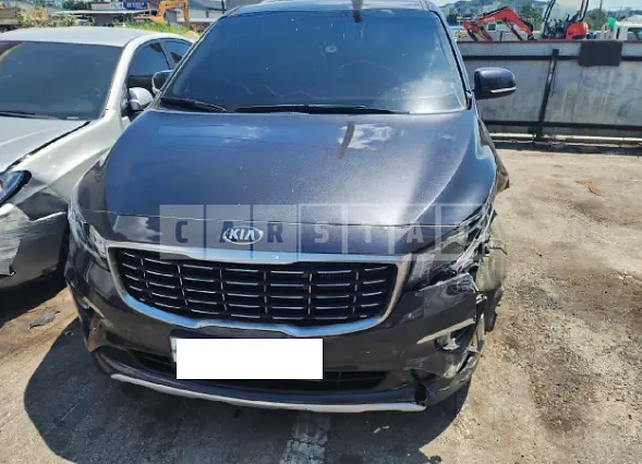 Photo 2 of 50: 2019 Kia Carnival, VIN KNAMB81ABKS448383 — Korean insurance auction