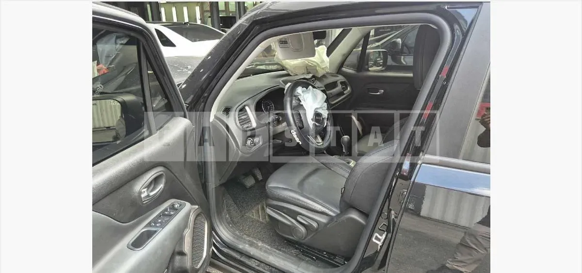 Photo 2 of 17: 2021 Jeep Zip Renegade 2.4 FWD — Korean insurance auction