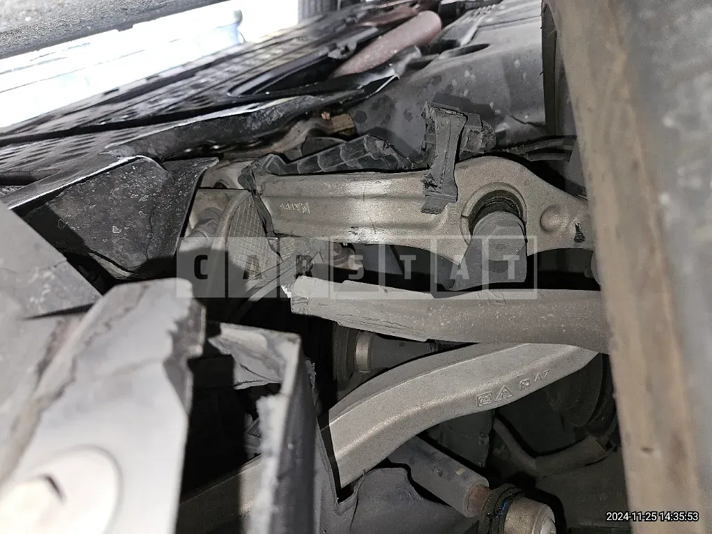 Photo 2 of 19: 2021 Mercedes-Benz E220 d 4Matic — Korean insurance auction