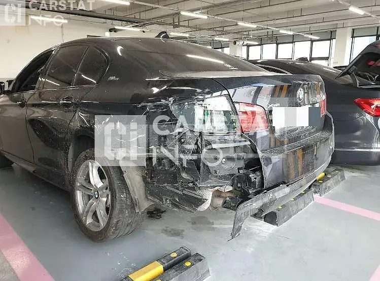 Photo 2 of 6: 2016 BMW 520d xDrive, VIN WBA5E7108GG565805 — Korean insurance auction