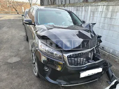 Photo 1 of 17: 2018 Kia Sorento, VIN KNAPG81BBJA420599 — Korean insurance auction