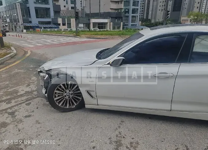 Photo 2 of 5: 2015 BMW 320d GranTurismo, VIN WBA3Y3108FD772024 — Korean insurance auction