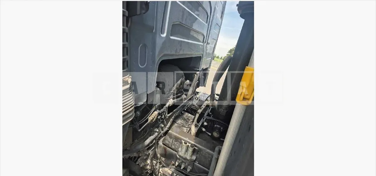 Photo 2 of 23: 2024 Volvo Dump Truck — Korean insurance auction