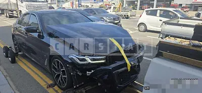 Photo 1 of 5: 2021 BMW 530e — Korean insurance auction