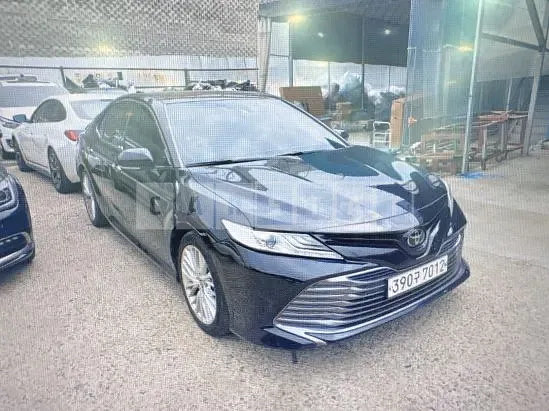 Photo 2 of 7: 2021 Toyota Camry — Korean insurance auction