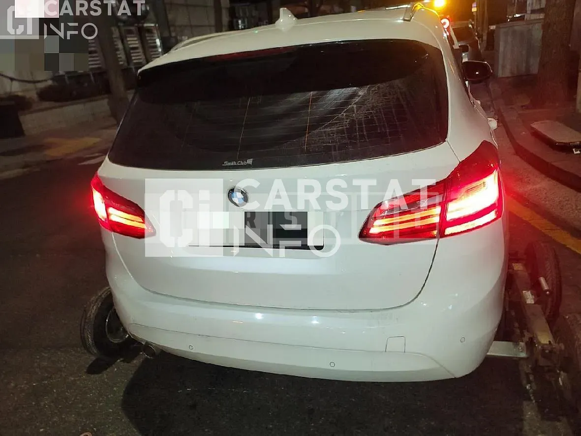 Photo 2 of 5: 2015 BMW Active Tourer, VIN WBA2C110XFV476494 — Korean insurance auction