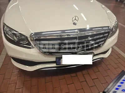 Photo 1 of 36: 2017 Mercedes-Benz E300 4Matic — Korean insurance auction