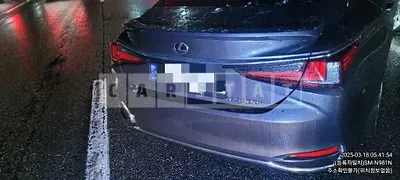Photo 1 of 18: 2023 Lexus ES300h — Korean insurance auction