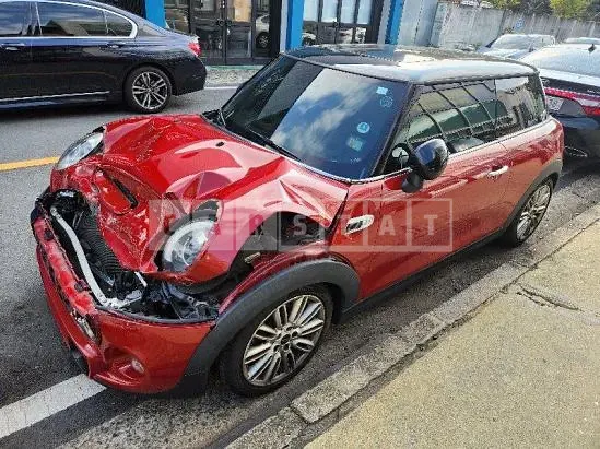 Photo 2 of 9: 2017 MINI Cooper S — Korean insurance auction