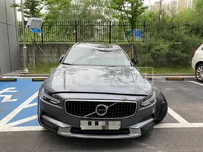 2019 volvo v90cct5 awd