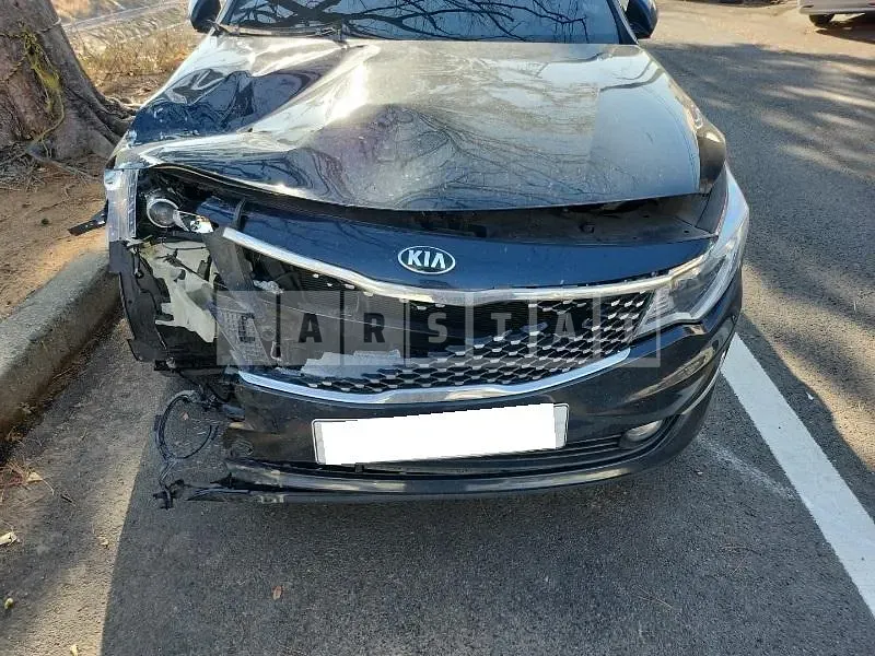 Photo 2 of 20: 2015 Kia K5, VIN KNAGT416BGA021544 — Korean insurance auction
