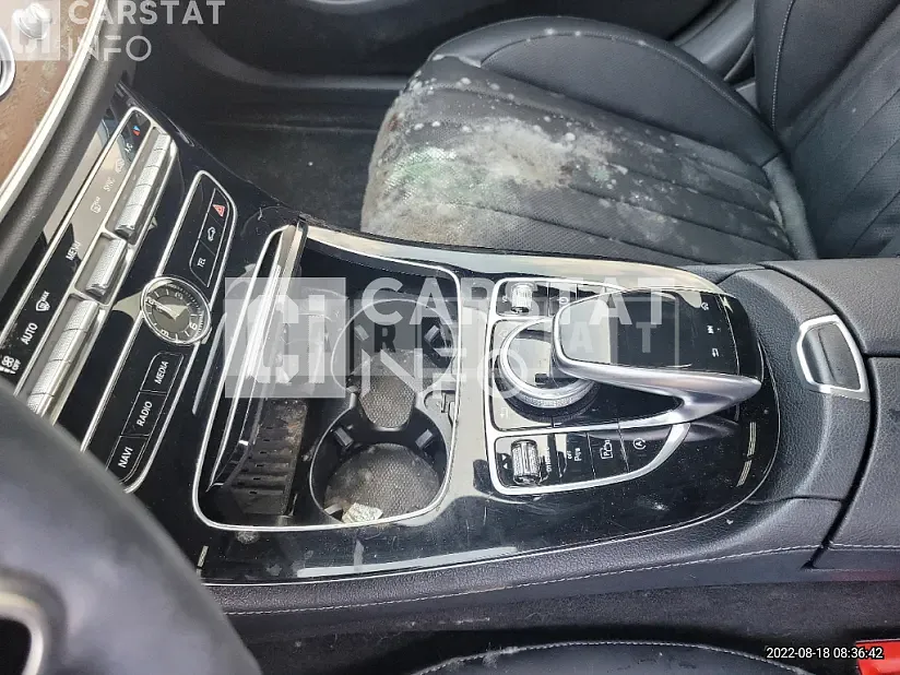 Photo 2 of 14: 2020 Mercedes-Benz Simmaryz-Benz E 300 4Matic — Korean insurance auction
