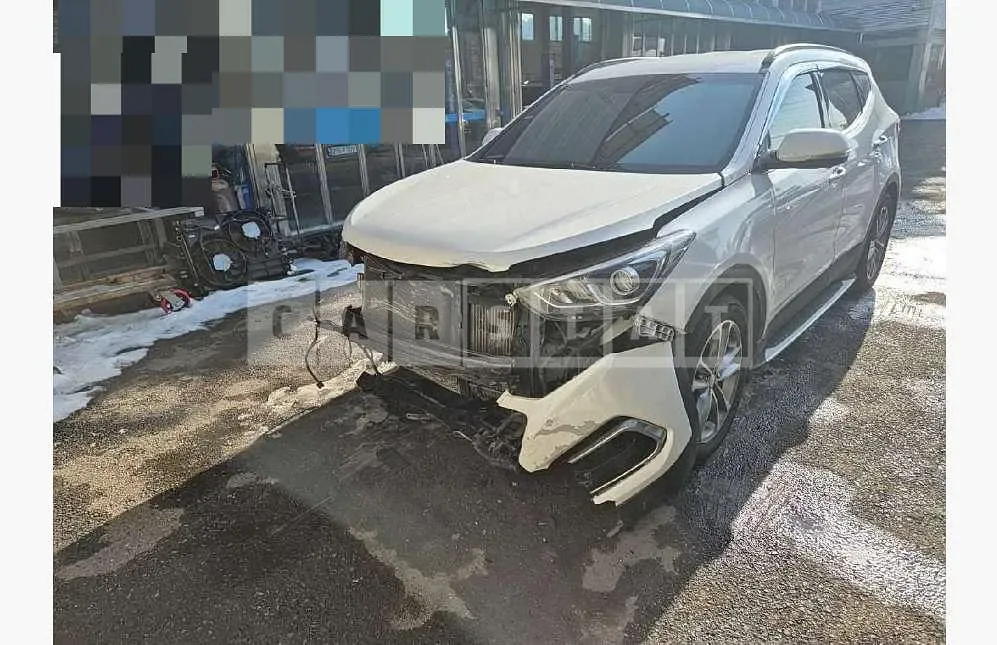 Photo 3 of 3: 2016 Hyundai Santa Fe DM — Korean insurance auction