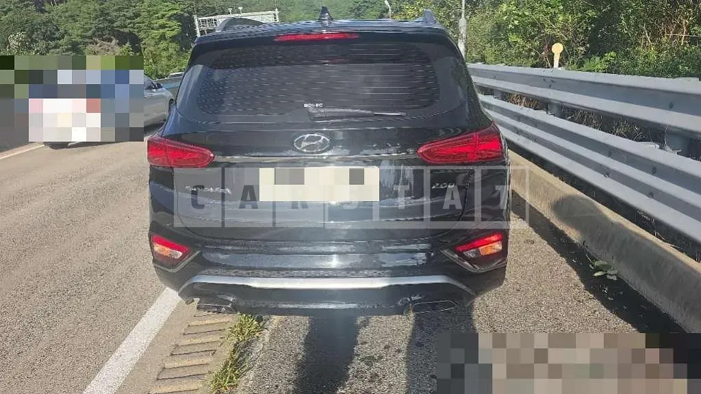 Photo 2 of 12: 2019 Hyundai Santa Fe TM — Korean insurance auction