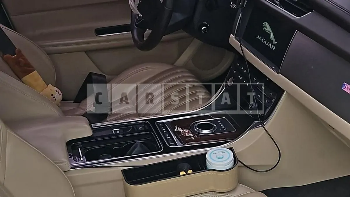 Photo 2 of 11: 2016 Jaguar XF 20d, VIN SAJBB4BN2HCY36892 — Korean insurance auction