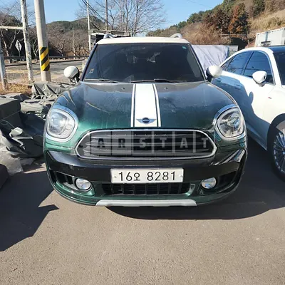 Photo 1 of 6: 2017 MINI Countryman (2nd Generation) 2.0 d ALL4, VIN WMWYU1102H3D17459 — Korean insurance auction