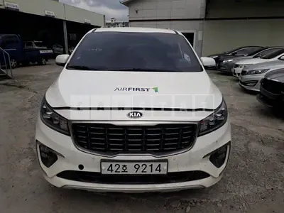 Photo 1 of 24: 2019 Kia Carnival Limousine, VIN KNAMB81ABKS605466 — Korean insurance auction