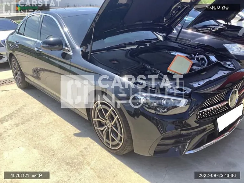 Photo 2 of 19: 2021 Mercedes-Benz E220d, VIN W1KZF0FB7MA997521 — Korean insurance auction