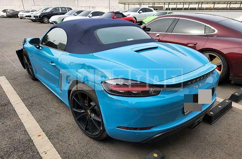 Photo 2 of 10: 2020 Porsche 718 Boxster, VIN WP0CA2987LS210070 — Korean insurance auction