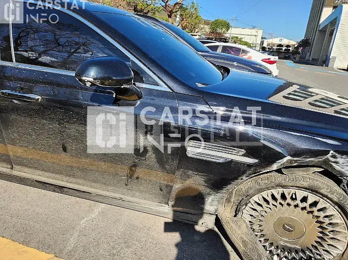 Photo 2 of 36: 2021 Genesis G90 3.8 — Korean insurance auction