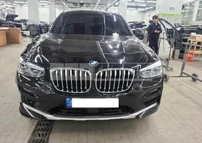 Photo 1 of 21: 2020 BMW X4 xDrive20i Xline, VIN WBA2V9101L9D16293 — Korean insurance auction