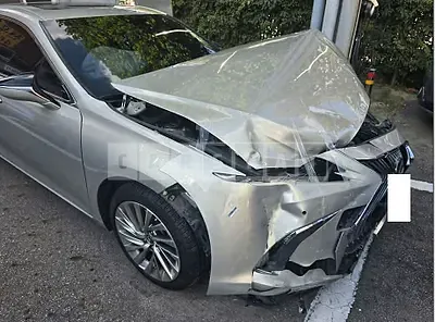 Photo 1 of 9: 2021 Lexus ES300h — Korean insurance auction