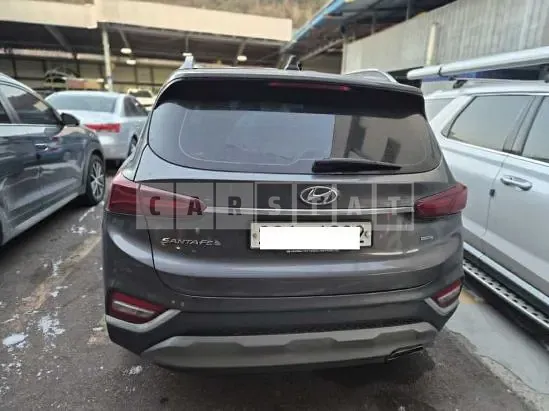 Photo 2 of 5: 2020 Hyundai Santa Fe, VIN KMHS381ADLU261920 — Korean insurance auction